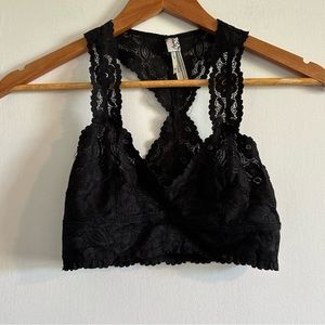 Intimately Free People Black Galloon Racerback Lace Bralette Size XS EUC